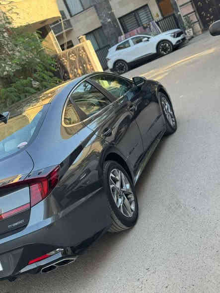 سوناتا  2023 

محرك 2500

ماشيه 73 الف ميل مشي امريكه بالعراق ماشيه الف
داخل ابيض 
شاشه كبيره 
بصمه تشغيل 
ابواب بصمه
تشغيل عن بعد
كشن كهرباء 
كشن هيتر 
تبريد شاشه لمس 
جنطه ذكيه 
ويل كب سبورت
نقطة العمياء
كاميرا
ردار
قيادة ذاتي
لايت زينون عدسات
بك لايت لد 
تحديد المسار
تحديد السرعه

الحادث صبغ حافة البنيد 
ليبل واحد بدون ايرباك سياره 
لووووووووك  
ترقيم جديد اربيل
السعر 175$$$$
للتواصل *********** بغداد
