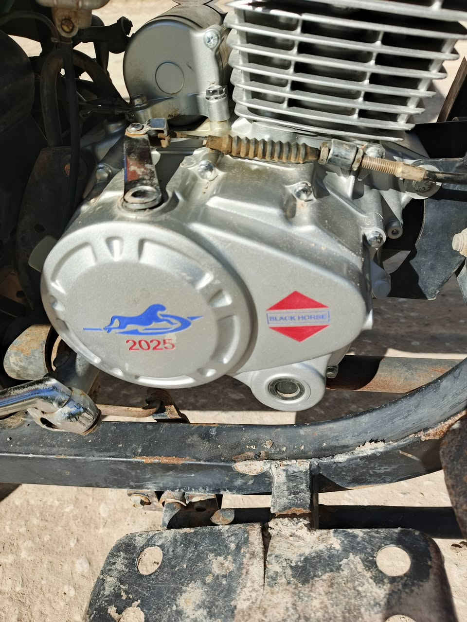 سلام عليكم ستوته للبيع موديل 21 اوراق  مكينه بيها 25 توها مشدوده تايرات كلهن جدد كهربائيات كله شغاله ستوته نضيفه جدا مال جناي السعر 1400 وبيها مجال مكاني كربلاء البراهميه الرقم ***********
