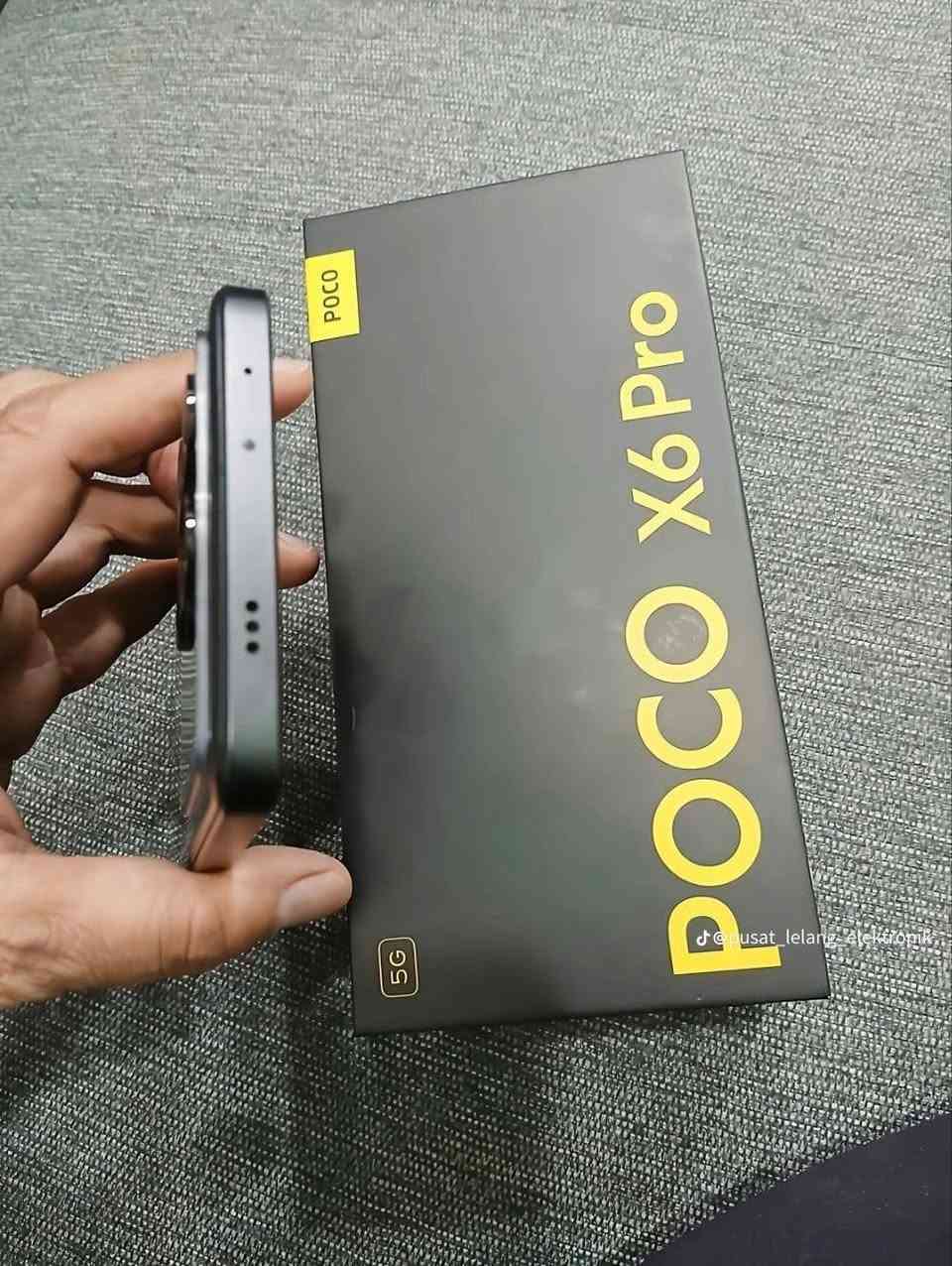 السلام عليكم.  جهاز للبيع 

.م POCO X6 PRO

ذاكره 512
رام 12 
سعر 335 بي مجال 

***********
