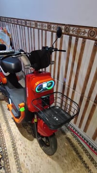 دراجه شحن • جديده • بطاريات ٥