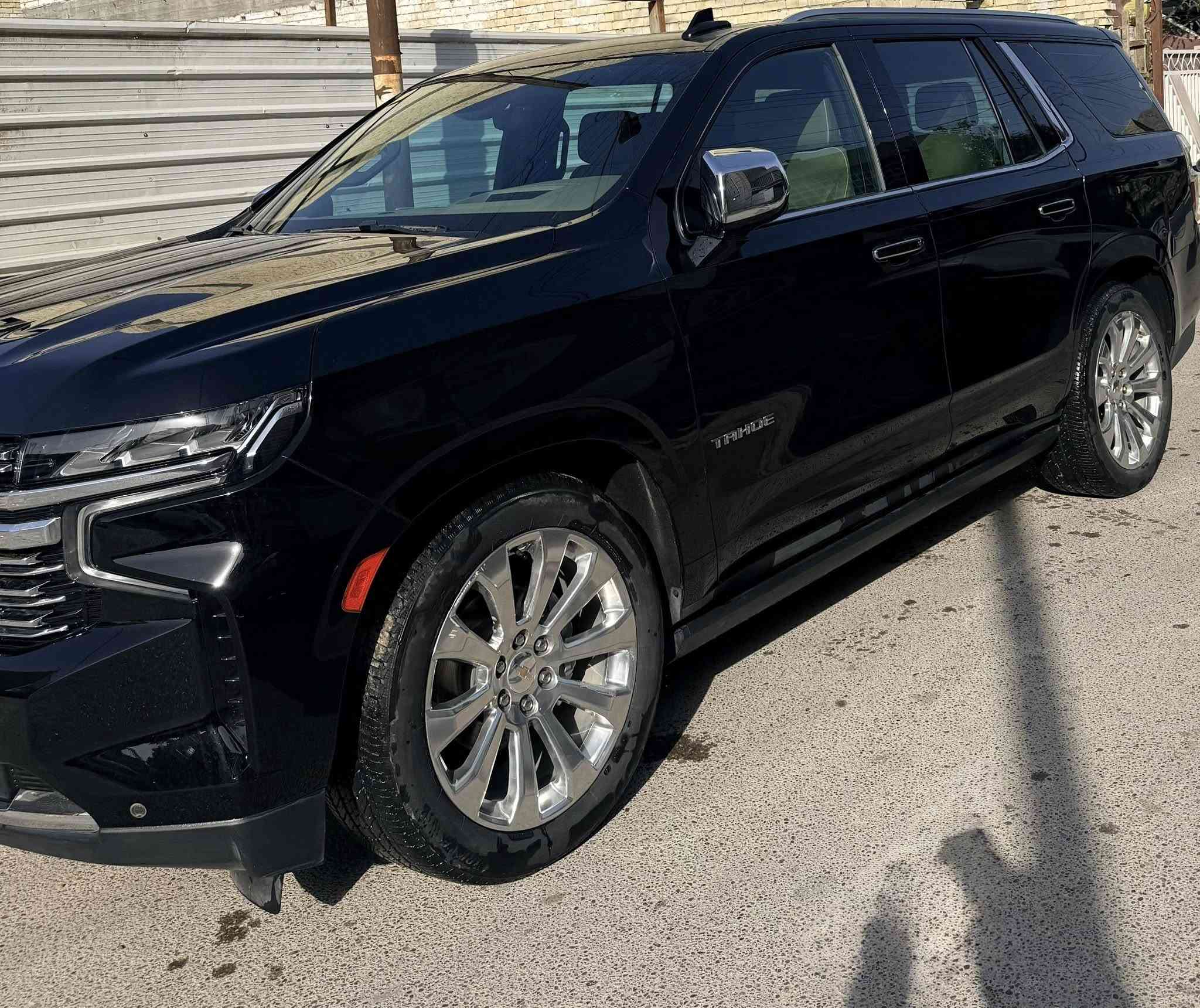 تاهو موديل 2023
بريمير 
ضمان شركة المنصور
محرك 5300
7 راكب
مغلفه ppf
عداد 29500  كم
السعر 578 ورقة
بغداد
***********
