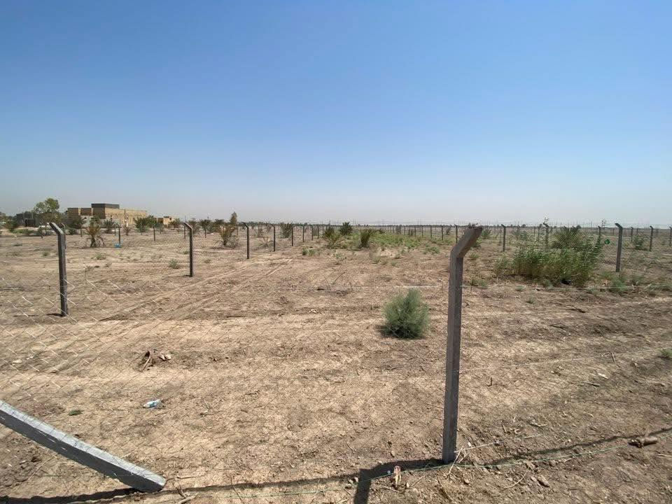 السلام عليكم ارض زراعيه للبيع مساحه 3دونم كافات الخدمات تبعد عن طريق دغاره 150متر مسجه BRC 
مكان /طريق دغاره قريب على مطعم واثق 
***********
