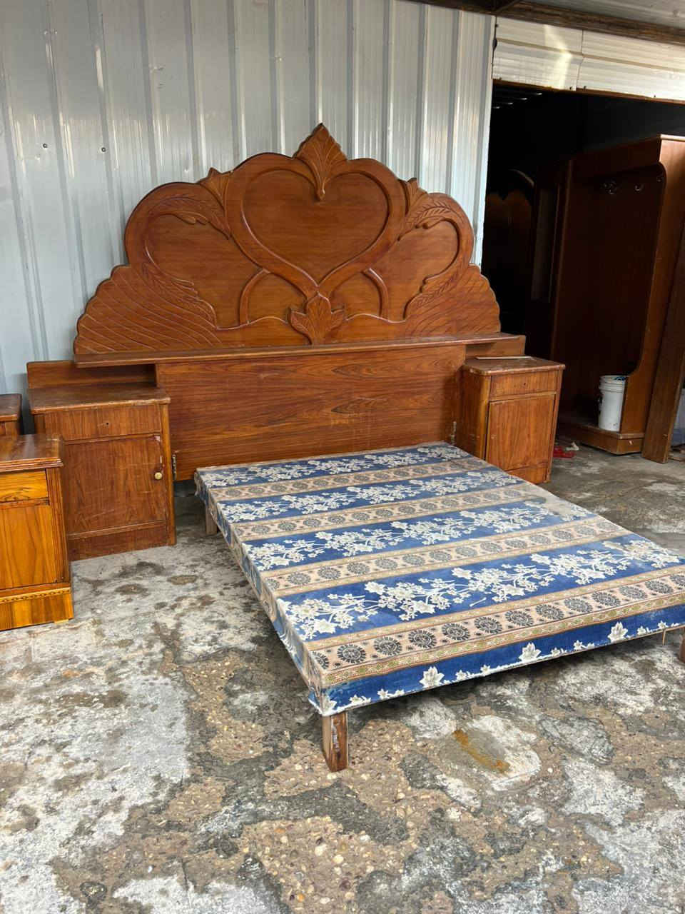 يارزاق يارزاق جربايه للبيع السعر نهائي 75مكان حي الحكيم كوت اتصل ***********
