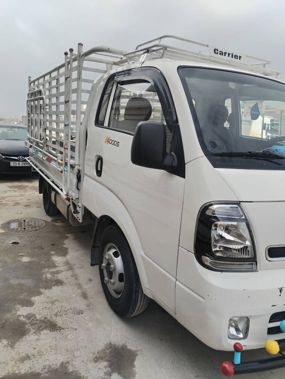 السلام عليكم فحل ٤٠٠٠رقم سليمانيه سياره شركه من الدعاميه لدعاميه شخط واحد مابيه    كله بشرط 
تحويل ثاتي يوم سياره بسمي 
السعر ٢٠٩
وبيه مجال حك الجيه 
مكان السياره سليمانيه رابه رين
***********/***********
الرقمين متوفر واتساب
