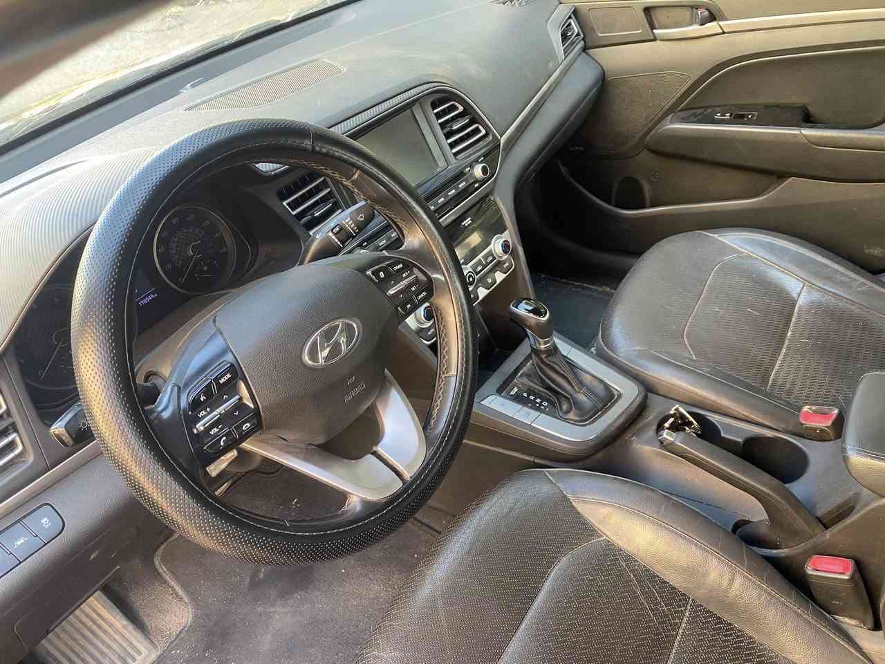 النترا للبيع موديل 2019
حادثها موضح بالصور بنيدها طاير وباب مبدلة
رقم بابل
عنوانها بابل
كيرAT
السعر 135
بچم كبس
ارباكات سليمة
مواصفات ليمتد
الاتصال ***********
