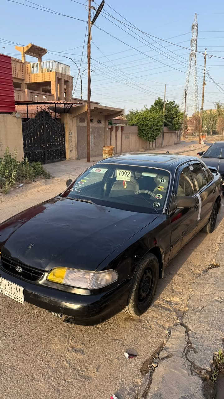 سوناتا تو موديل1995
گير محرك تحويل شرط 
السياره حيل نضيفه ومرتبه 
بيع مستعجل باقي الاستفسار
***********
