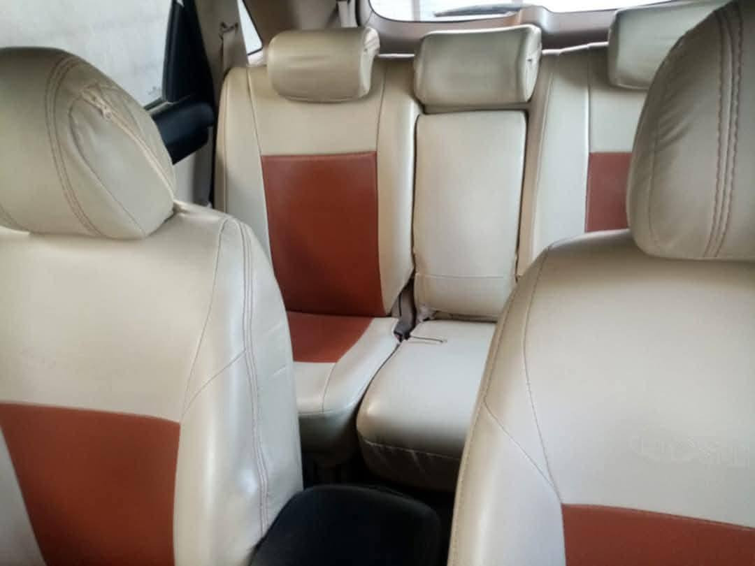 السلام عليكم
للبيع سورنتو موديل 14 خليجي مكفوله بدون صبغ بيها بارد شي قليل بالجاملغ الامامي محرك 6 رقم صلاح الدين دولي الانجليزي بأسمي محرك ممفتوح كير كهربائية كلها شرط ع وضع الشركه ماشيه 197وقابل للزيادة 7 راكب 3قطع تبريد نص فول عنوان صلاح الدين الضلوعية السعر185بيها مجال قليل اتصل وتدلل***********
