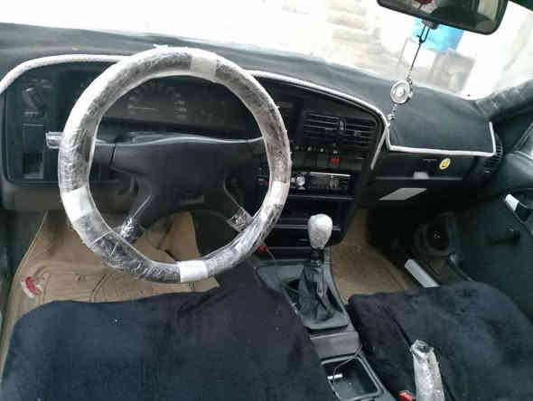 اوميكه ١٩٩٢  سعر ٣٥ومجال
سنويه هزه كله جديد
غرام صفر
*********** دهوك
