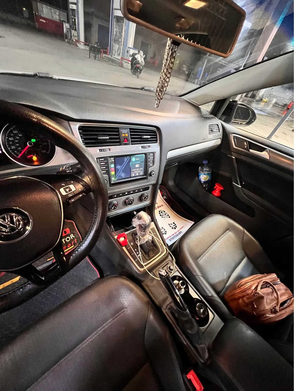 ‎كولف 2017  اوتو tsi  للبيع رقم اربيل  مكان السياره اربيل بيها بدايه البوند صبغ ونص جاملغ امامي  ارباك  تكمه طاك وبرده سياره فول كشن جلد هيتر  دعامياتr اصلي امامي خلفي ماشي 122 الف  
‎ادامه كامله عامللها  
‎الي يريد  السياره
‎مكاني اربيل بيع فقط مراوس ما اراوس وفلوسها نقد  نقد نقد 
‎نقد نقد نقد نقد  
‎137$ ومجال بسيط 
*********** أربيل, العراق
