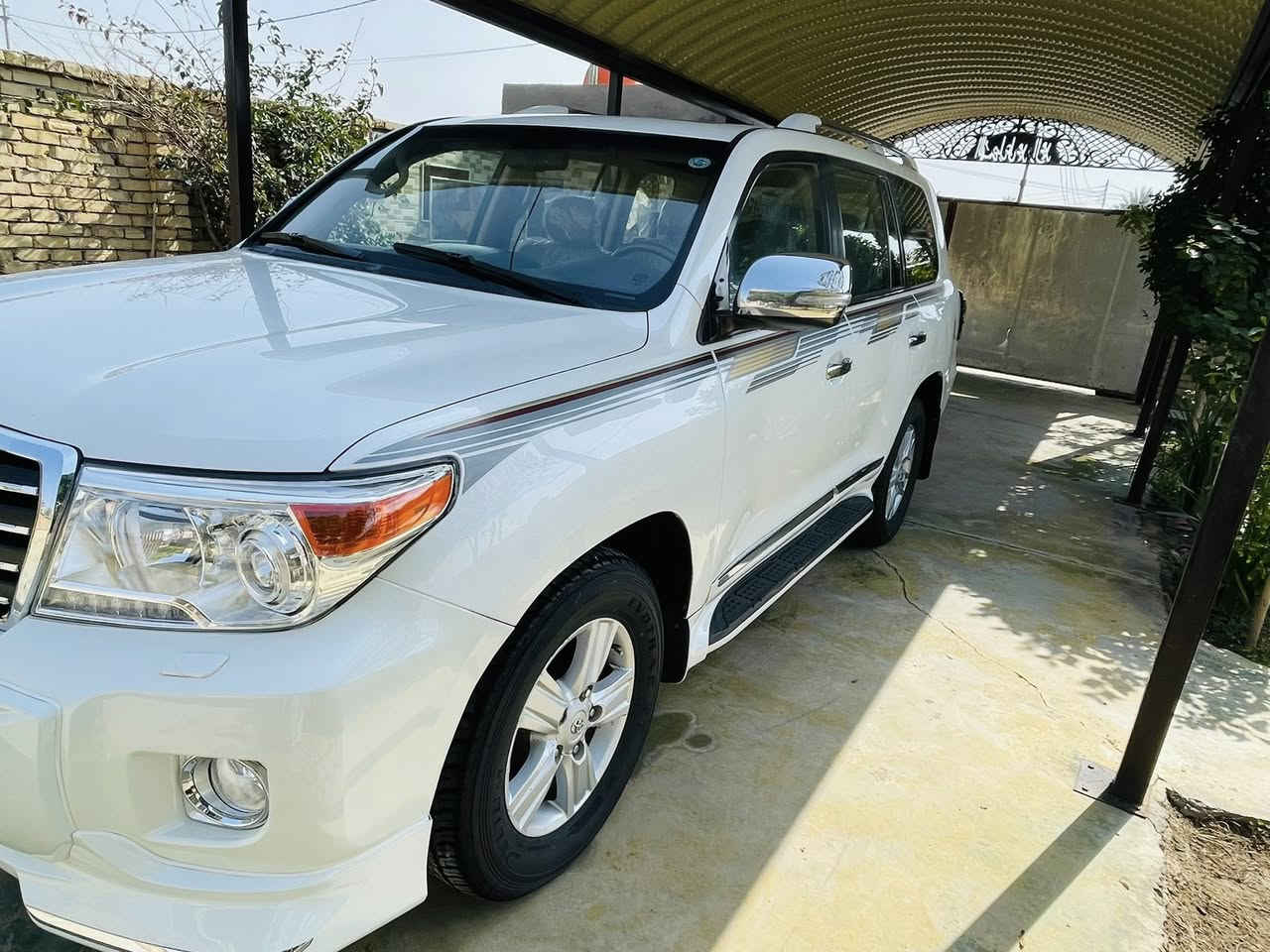 جكساره 2014 
فول مواصفات ماشيه ١٥٨ رقم دهوك جديد 
سياره مكفوله وجديدة محرك كير حداديه وضع الشركة 
السعر 385 
مكان ديوانية ***********
