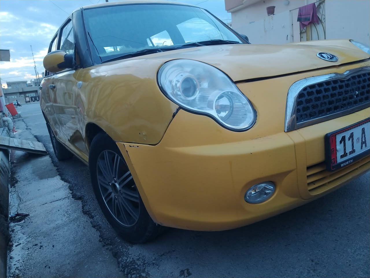 ليفان للبيع 
رقم انكليزي بغداد
الشرعي بالموصل مكينه وكير خير من الله
هيئه وغرامات صفر 
تواير جدد
كوبون بانزين 
للاتصال 
***********
