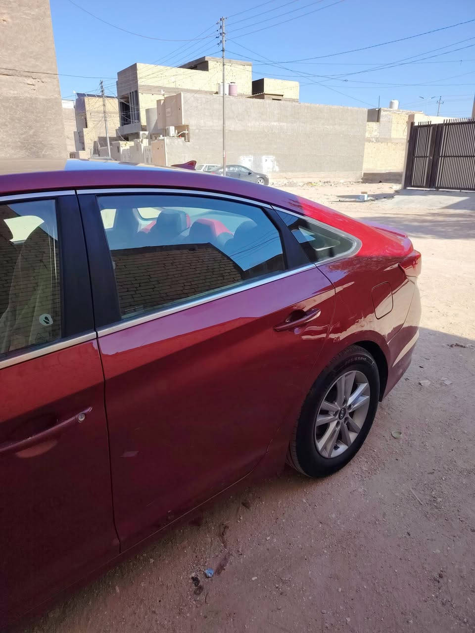 سوناتة موديل ٢٠١٦ وارد أمريكي رقم أربيل انكليزي باسم عربي تريد تحويل تريد وكالة
كفالة عامة السيارة من الصبغ والتبديل الضربة بيها بالبنيد شوية صبغ بدون ضربة ماشر بالصور
 والدعامية بيها كسر صغير  وبيها باردات
السيارة نص فول
تحكم جهتين
٣انظمة قيادة مود درايف
بالجنطة بصمة
رادارات بالمري
شاشة وكامرة
ويل كب المرغوب
دواخل لونين
منافذ يو اس بي
واواكس
ثلاجة
كير جديد مكينة٢٤٠٠ جي دي اي حاوية شرط الفحص ماخذينها ب14ورقة جدية لوك
تبريد ثلج شرط الفحص
تخم تايرات 4بالكارتون جديد
حدادية ٩٠بالمية
سيارة احلى من الصور السونار موجود 
السعر ١١٥
للاستفسار الاتصال ***********
