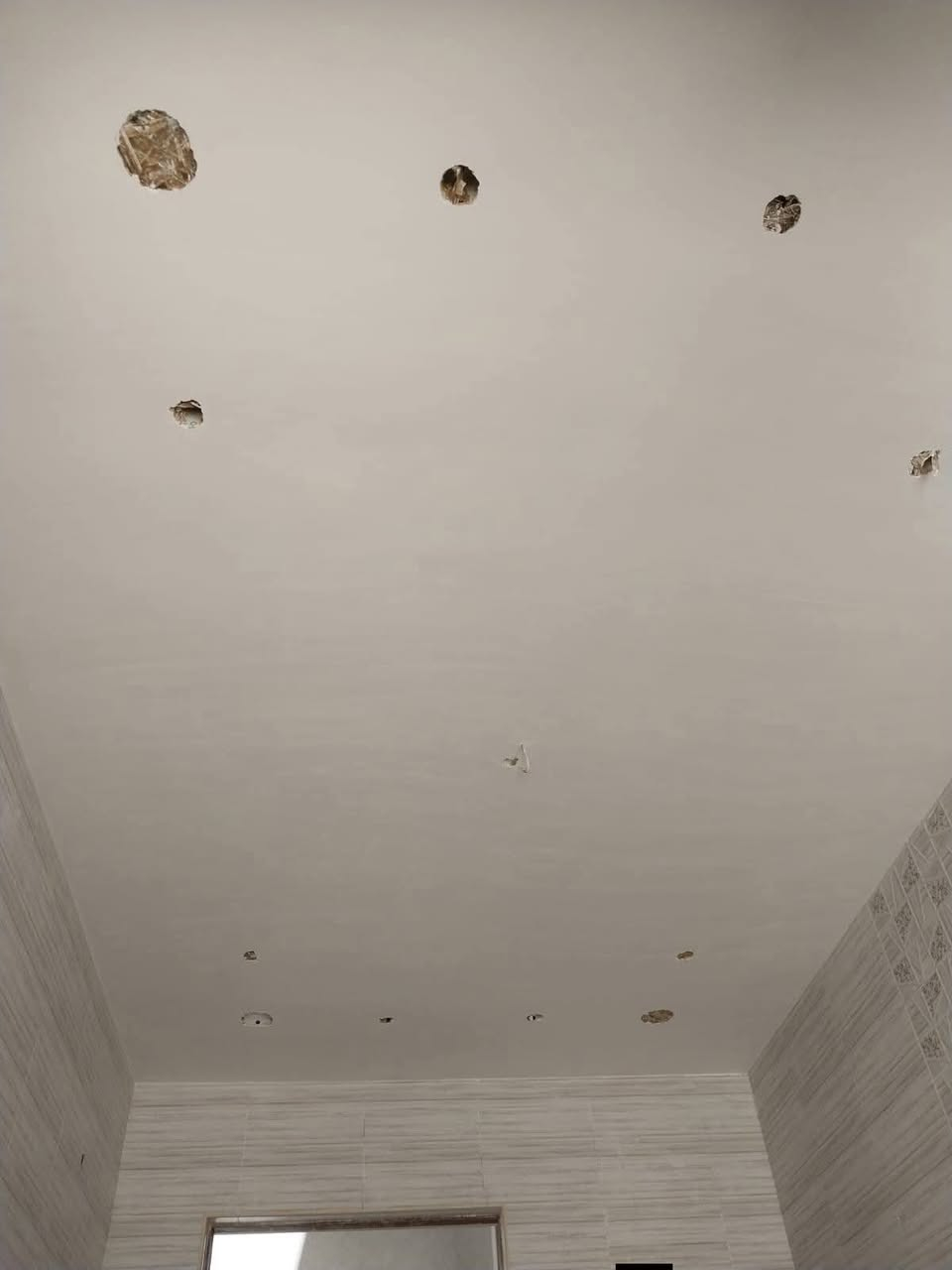 سلام عليكم  شغل جص وبورك درجه اوله ستلام مهندس وبسعر مناسب مراسله عل صفحه او اتصل عل رقم ***********
