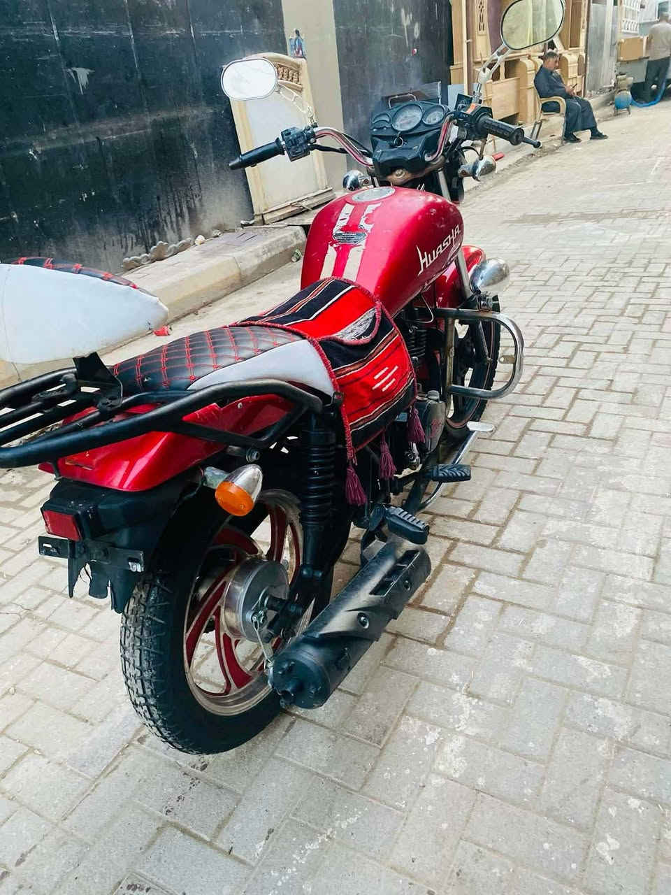 سلام عليكم دراجه دايوان نفخ موديل 2018 اوراق اصولي مكفوله كفاله عامه كهربائيات شغاله تايرات جوبلس نكره سلف دراجه مال جنيان شرط الفحص مكان ديوانيه مركز المدينه ***********
