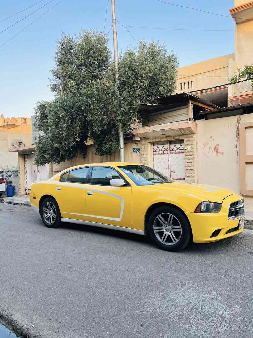 جارجر تكسي رقم نينوى
موديل ١١ كلين لاتبديل ولا معجون 
طخم امامي خلفي وطخم داير قبل ١٠ايم
السياره بيها كير كايم السعر١٤٨
مكان الموصل غير متوحد فيس
***********
