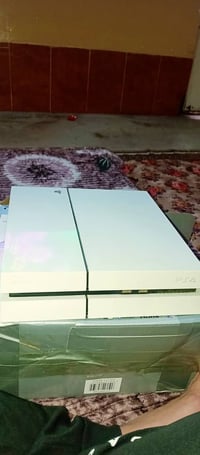 بلي فور • ٤ يدات • ايسر