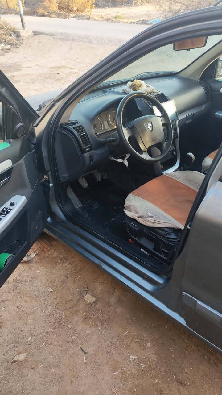 سلام عليكم سمند سورن 2017 رقم مثنى انكليزي بأسمي سنوية ل2029 مكفوله كير محرك حداديه تبريد تخم تاير باتري كفاله عامه من الحادث والصبغ فقط بيها جراد بالكلير مكان السيارة في السماوة السعر 50  وبي مجال للأستفسار  ***********
