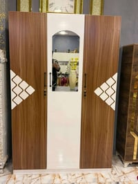 كنتور ٣ باب • ١٣٥×٢١٠×٤٨ • توصيل ببغداد مجاني
