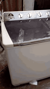 متاح غساله 15 كيلو شغال سعر 40 الف من الاخير 
موصل الايمن نبي شيت 
***********
***********
