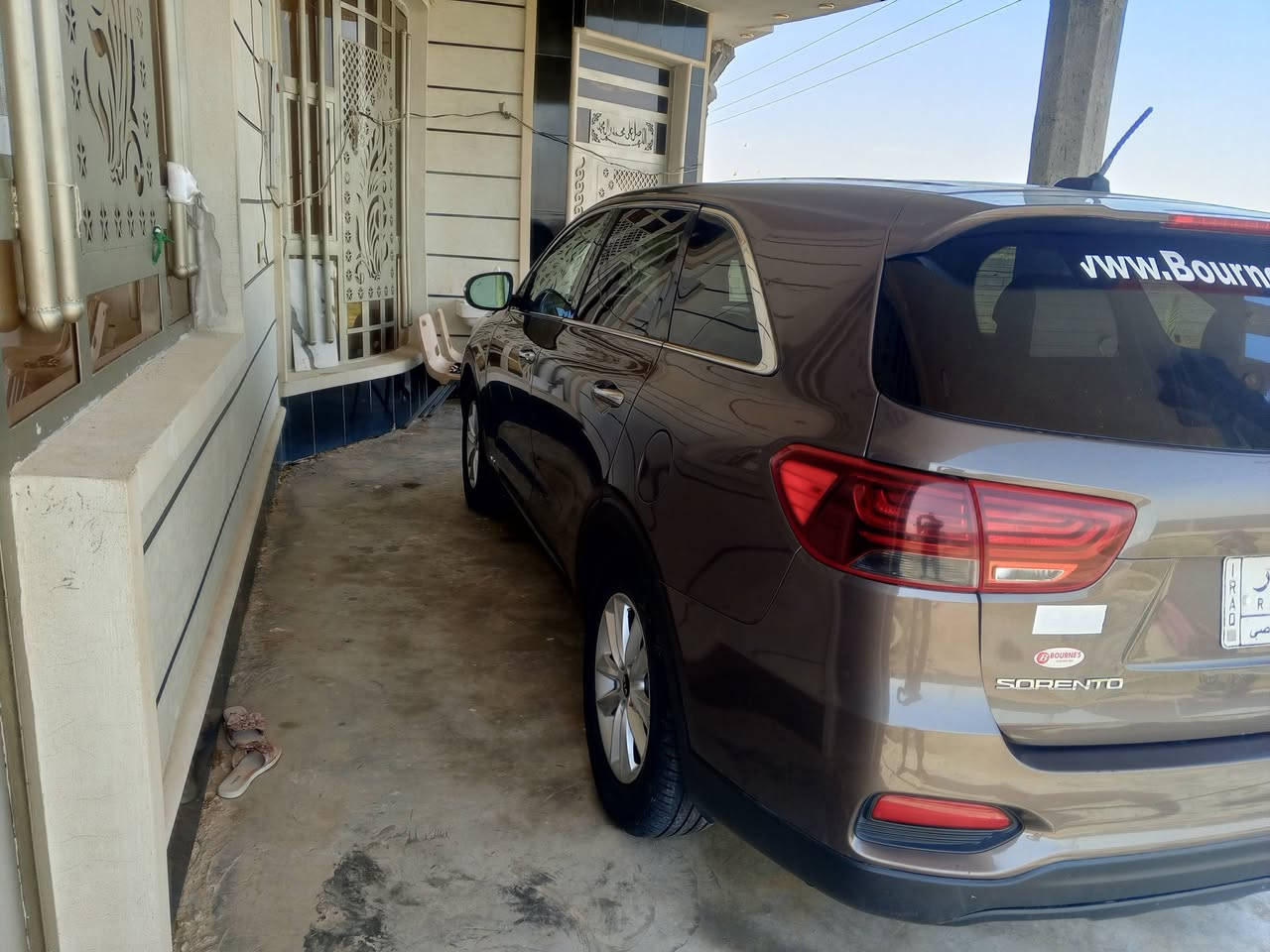 السلام عليكم اخوان سورنتو موديل 2019 
مكينه 6 سرندر
تبريد قطعتين 
الرقم بغداد
للاستفسار اتصل ع هذا الرقم *********** 
***********
