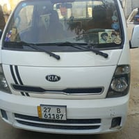 كيا 2018 ما بيها اي ضربه ضربه صغيرونه بباب السائق من غير هاي الضربه ال...