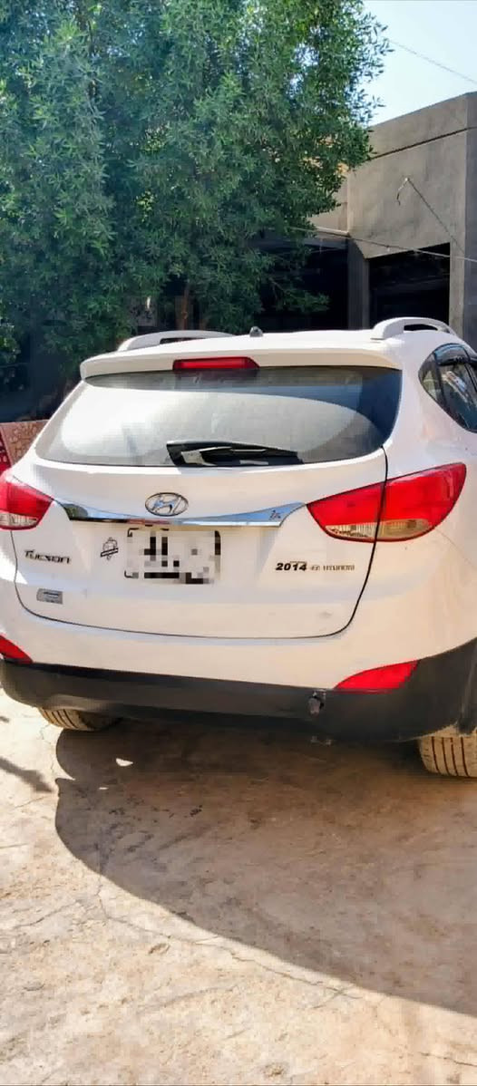 السلام عليكم
 توسان  2014

رقم بغداد دولي بسمي 

كير مكينه حداديه تبريد تخم تاير كفاله

مكاني الديوانيه 

السعر خاص 

موبايل ***********‬‏
