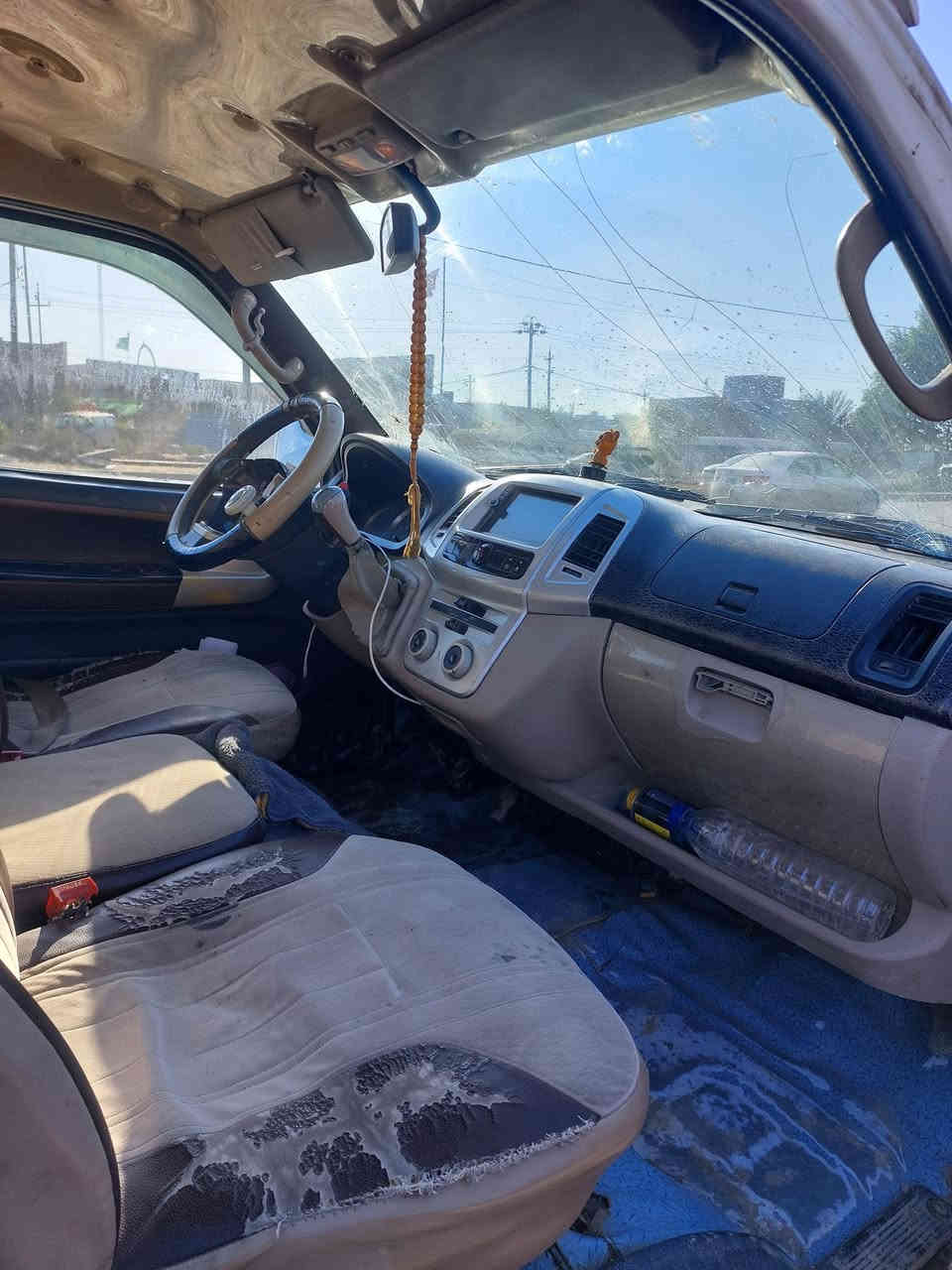 سلام عليكم جمبي مديل15 سياره مكفوله بس بالبنيد مصلحه بارد بدون صبغ سياره مكفوله من الصبغ رقم كربلاء  مداور ثاني يوم سياره تخن تاير جديد مكينه كير  حداديه اكسن كفاله عامه السياره من كلشي السعر 90 وبيه مجال حك الجيه رقم ***********
