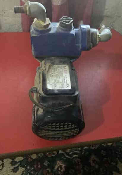 السلام عليكم 
ماطورين مي شغالات للبيع مكاني سامراء 
ابيعهن ثنينهن مو واحد 
للأستفسار ***********
