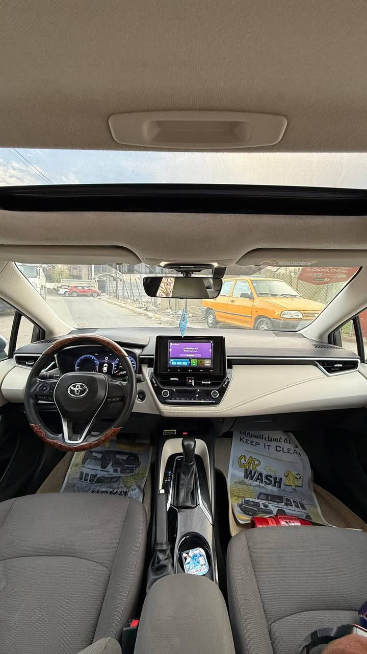 السلام عليكم
كورلا ٢٠٢٤ وكالة ساز 
بعدها بالضمان دهن وتصليح لمدة سنة ،
فول مواصفات عدا الكشن الكهربائي
ماشية ٣٠ الف 
بيها ملاحظة بسيطة طخة في قبق الجنطة كما موضح بالصورة 
الباقي كفالة عامة 
بغداد/ البلديات
السعر ١٨٥ 
***********
