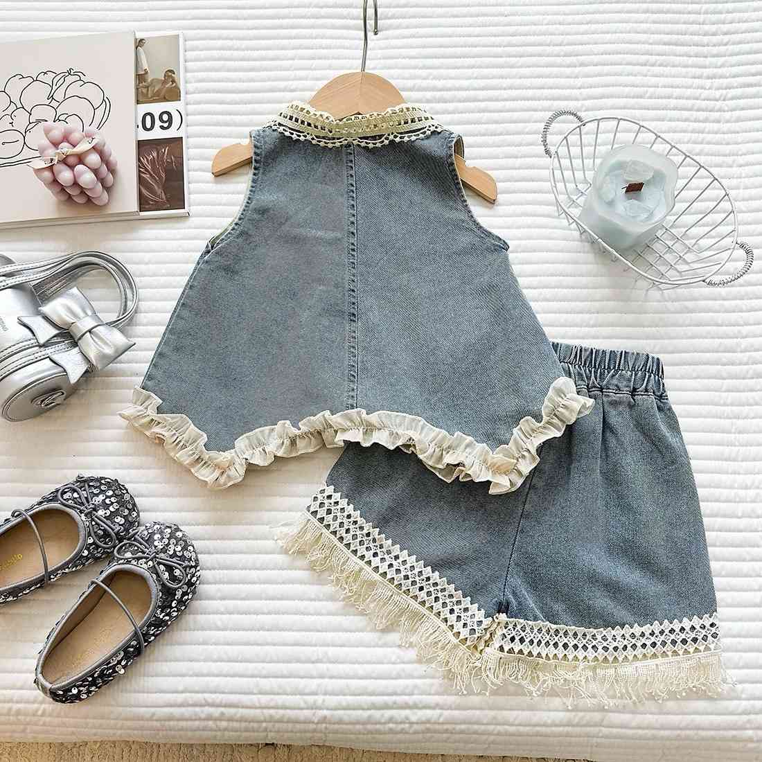 قياساته من 1الى6
سعر 18 
خامه جداً راقيه 
حصراً متوفر لدينا 
عنوانا📍 الديوانيه سوق العروبة مجاور ماكس مول
اوقات العمل ⏰من 10صباحاً الى 12 ليلاً
خدمة التوصيل متوفرة 🚗
وكل الهلا زبائننا 🥰


**إذا كنت صاحب هذا الإعلان وتريد حذفه لأي سبب، رجاءا أرسل رسالة إلى الدعم الفني**