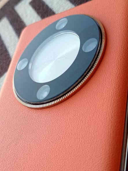 سلام عليكم 
جهاز للبيع HONOR X9b 5G
           (موصفات الجهاز) 
رام 12 غ.ب    
     8+ غ.ب  HONOR RAM Turbo
ذاكره 256
البطاريه 5800 mAh 
معدل تحديث الشاشة 120 هرتز كحد أقصى 
                 أصدار اندرويد 15
الباكيت وسماعه والشاحنه مالات الجاهاز 
الجهاز مستخدم استخدام شخصي شي قليل. 

سعر 280
رقمي:***********
متواجد على الفيس
