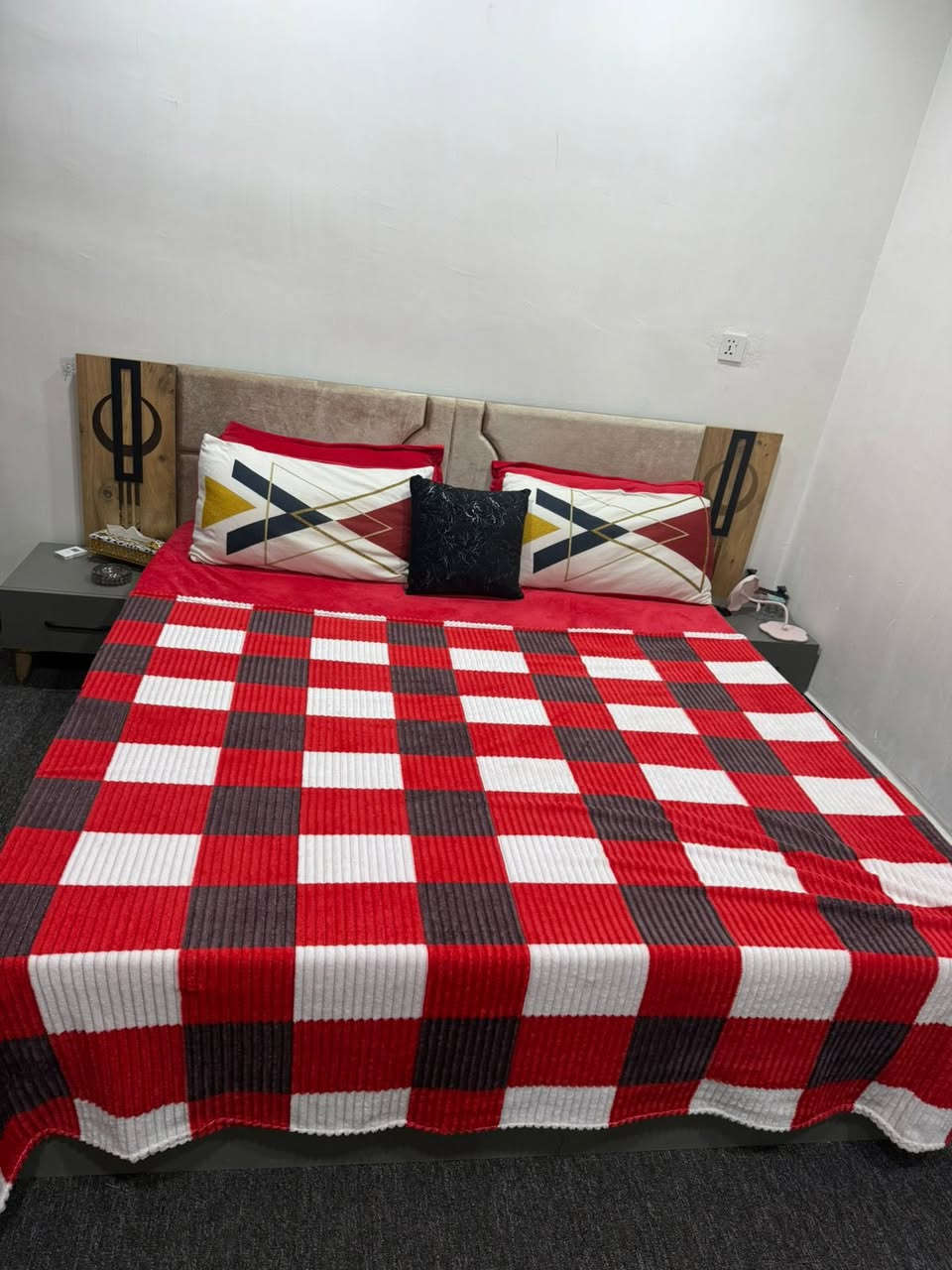 لبيع مراسله على رقم ***********
