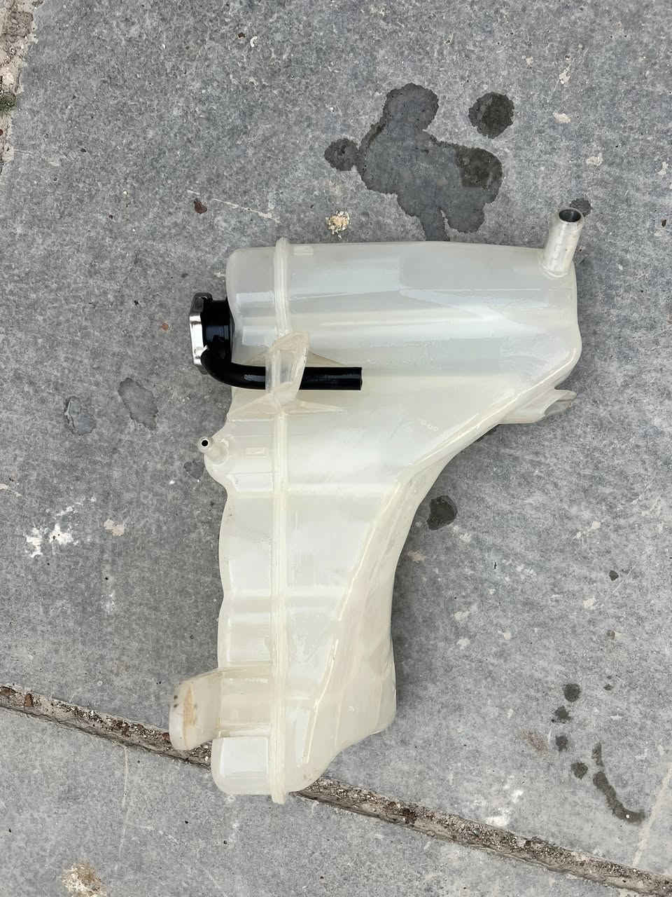 اسلام عليكم دبه جديده اصلي للبيع
السعر 80 الف وبيها مجال مكاني بغداد مدينة الصدر

***********
