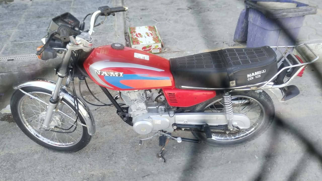 نامه 20 أوراق اصولي كهربائياته طافيه بس( شغاله)
مجفته مره وحده بيع او مراوس ب انضف وانطي فرق
***********
