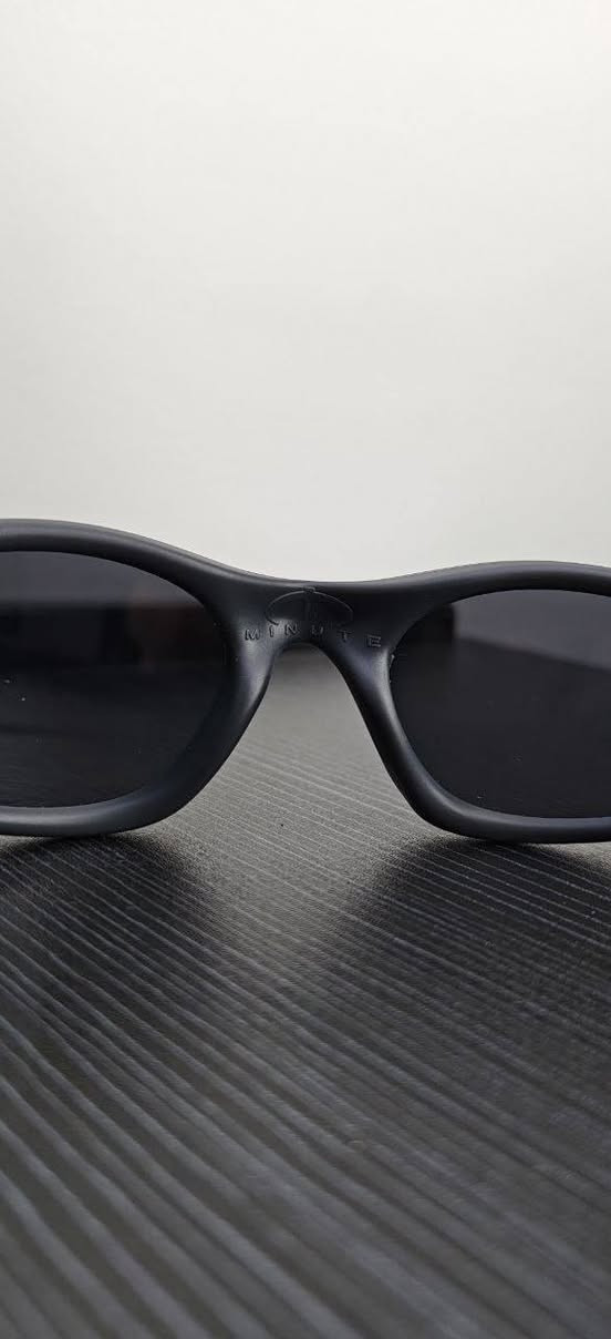 اوكلي امريكي فصال يجنن مختم USA😎 متوفر لونين Oakley Minute


**إذا كنت صاحب هذا الإعلان وتريد حذفه لأي سبب، رجاءا أرسل رسالة إلى الدعم الفني**