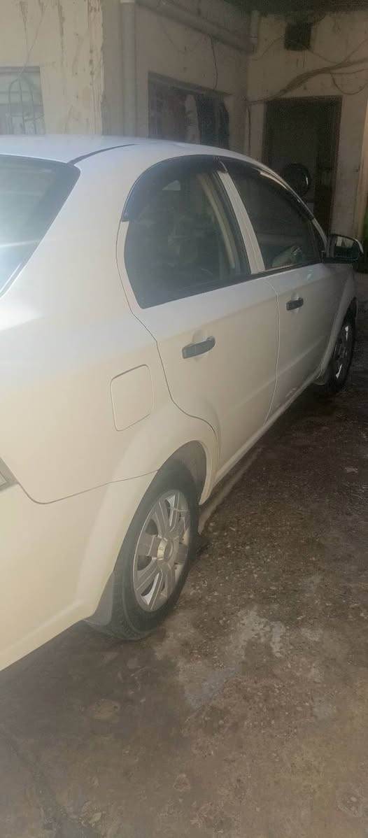 افيو للبيع رقم واسط لكليزي بسمي بيهة باب سائق نص صبغ وقبق جنطة مبدل ونص من دوسة جهة عبري للاستفسار تصل ***********
