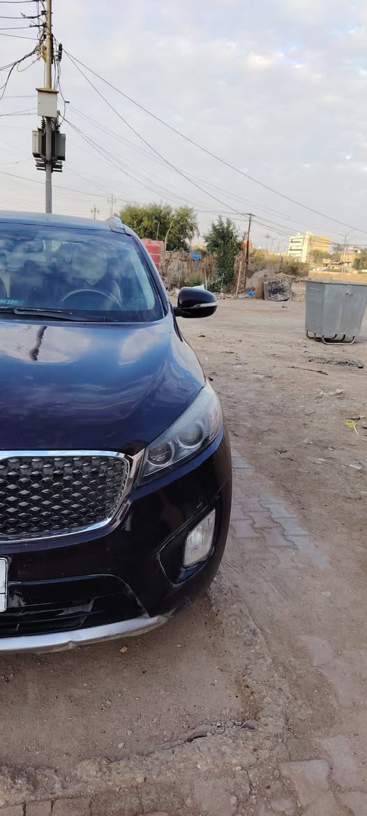 السلام عليكم للبيع كية سورنتو موديل ١٦ وارد أمريكي  كلين بدون حادث فقط البنو راما  وكلير بالجاملغ الخلفي   ٦ ستند ٧ راكب كشنات جلد تدفئة. تبريد ٣ فول مواصفات ما عدا الكامرة الأمامية رقم بغداد فور ويل حساسات خلفية صندوق ذكي بالإضافة هواي مميزات ما ذاكرها السعر ١٦٨ قابل للتفاوض هاتف ***********

