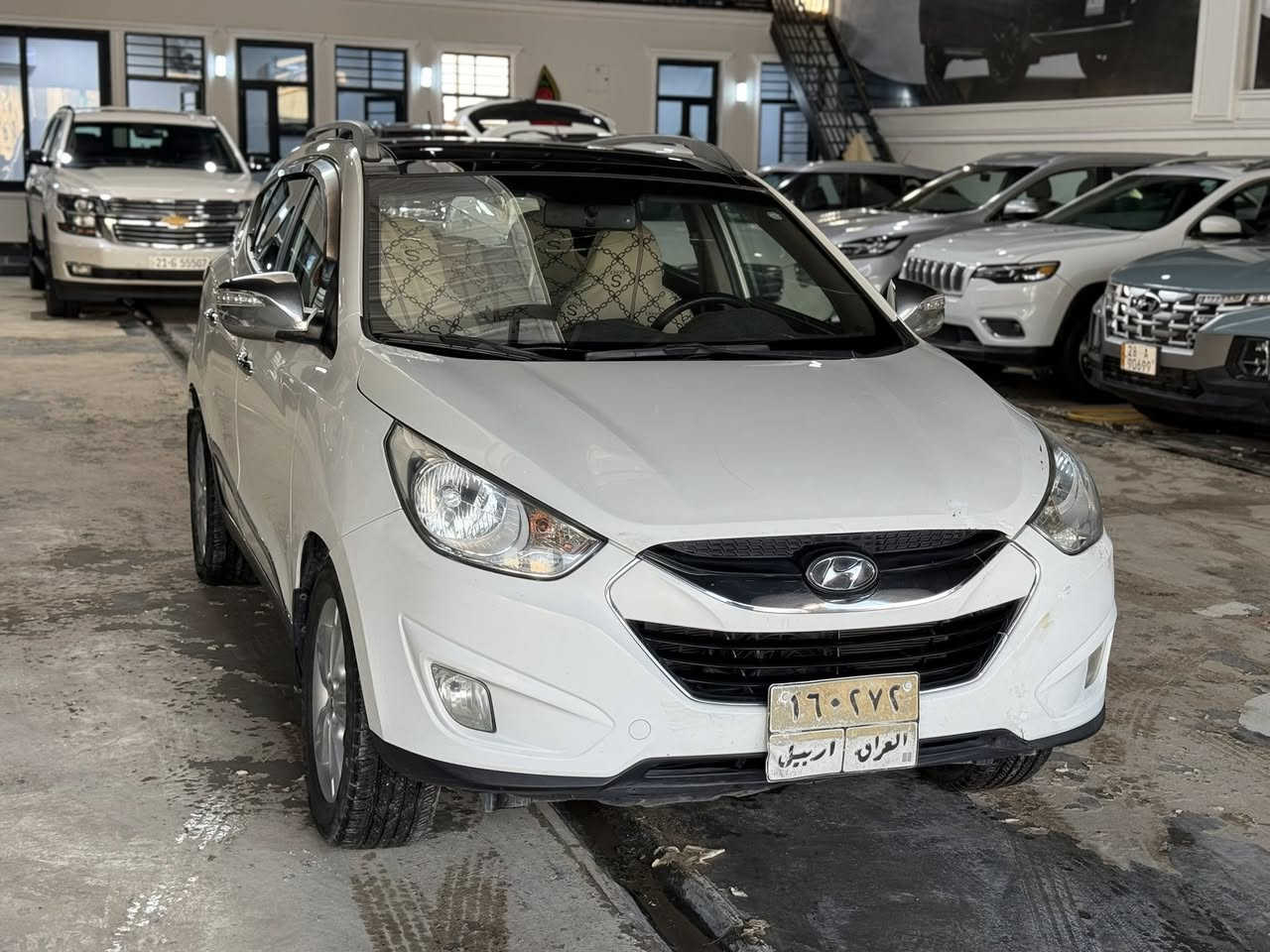 السلام عليكم
توسان 2010 شكل ال2011
فول مواصفات بصمة بانوراما 
جاهزة من كولشي 
رقم ارييل وكاله او تحويل 
السونار موجود بدون حادث 
مكانها النجف الأشرف 
السعر 117 
***********
