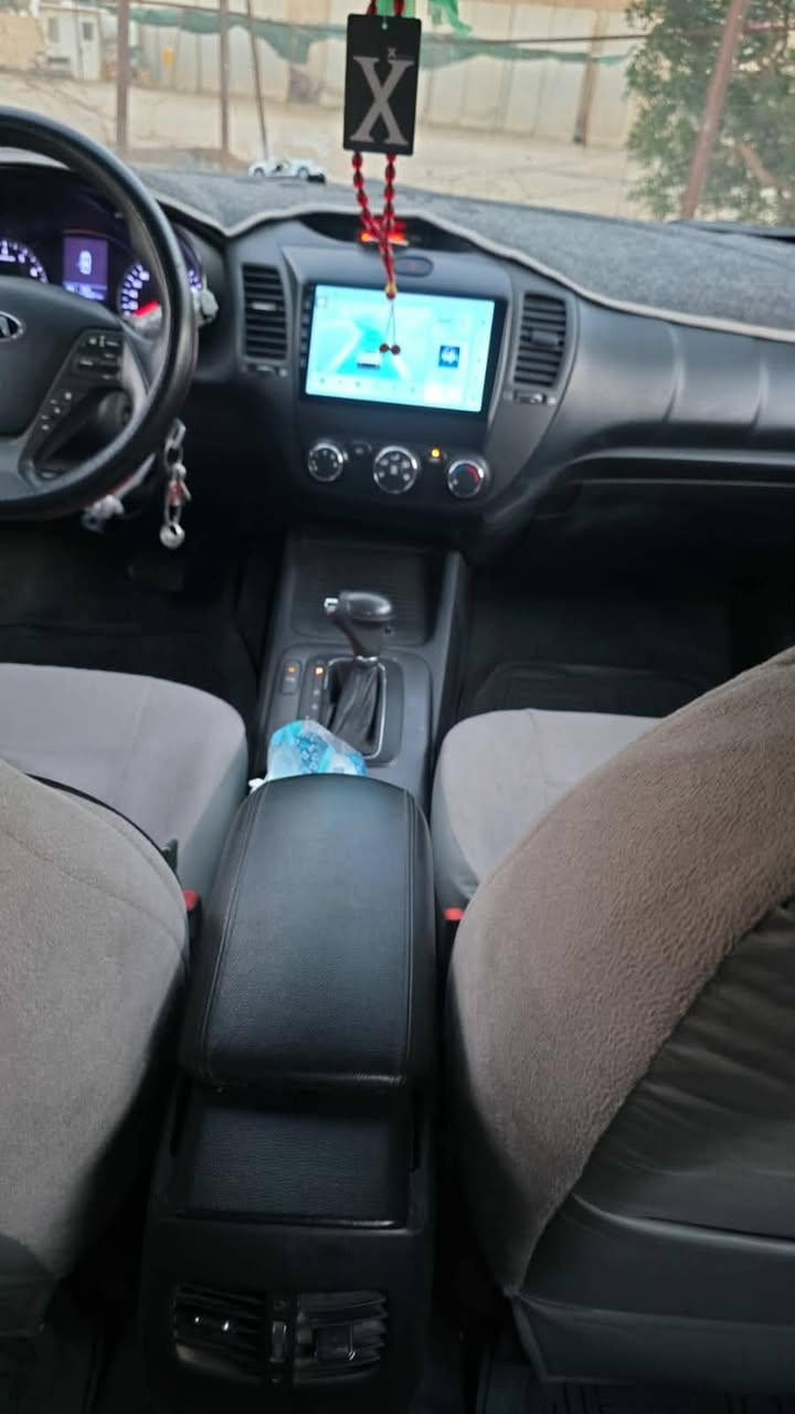 سيراتو ماكينه 1600 خليجي اي ضرر ما بيها ضرر بسيط اتش قطعه صغيره معدل على الباردد مراوس شارع سيراتو 2022 23. @***********
