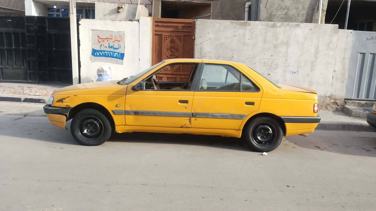 السلام عليكم بيجو أكد 2016 السياره خير من الله تبريد ثلج مابيها تبديل سياره بلاديه وماماشيه هوايه بالعافيه ع الياخذها السعر 40 $ وبيها مجال للطيبين المكان بغداد الامين الثانيه ***********
