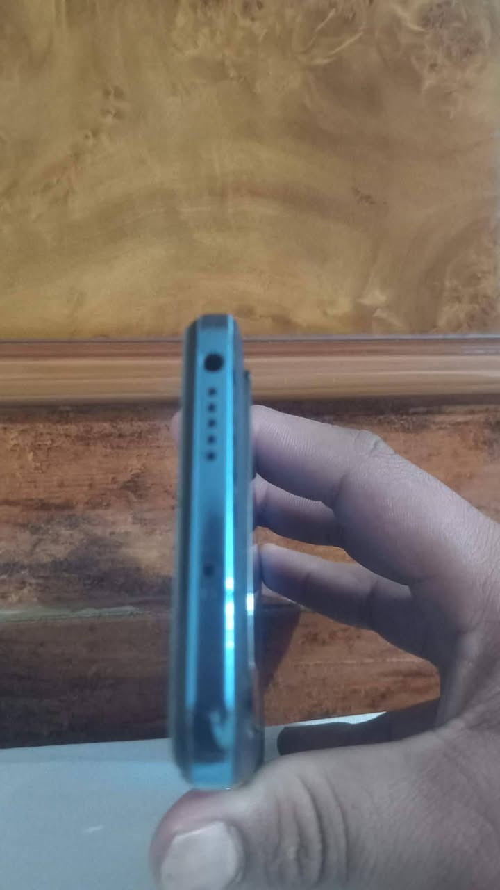 السلام عليكم موبايل للبيع بوكو ام 4
برو فور جي الذاكره 256 الرام 8 60 فريم ببجي مبدل شاشه وكاله للمراوس شعدك نزل


**إذا كنت صاحب هذا الإعلان وتريد حذفه لأي سبب، رجاءا أرسل رسالة إلى الدعم الفني**