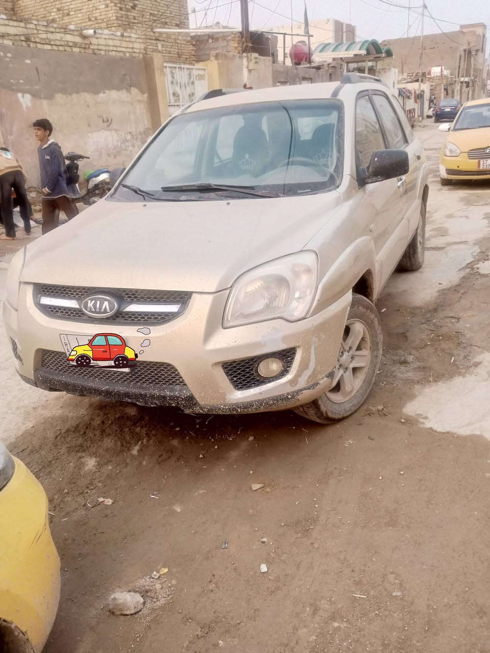 السلام عليكم سبورتج ٢٠٠٩ خليجي مكينه وكير مكفولات بيه ضربه على القمارة اثر سقوط عمارية حديد حدادية جديدة السعر ٩٠ وبيه مجال الرقم ذي قار مشروع وطني  مكان السيارة الديوانيه للتواصل الاتصال على الرقم***********
