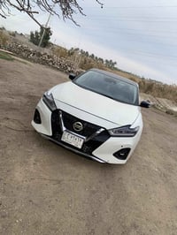 البيع نيسان ولتمه موديل 20السيارة حلو كلش السيارة محرك v6  ماشيه 74 ال...