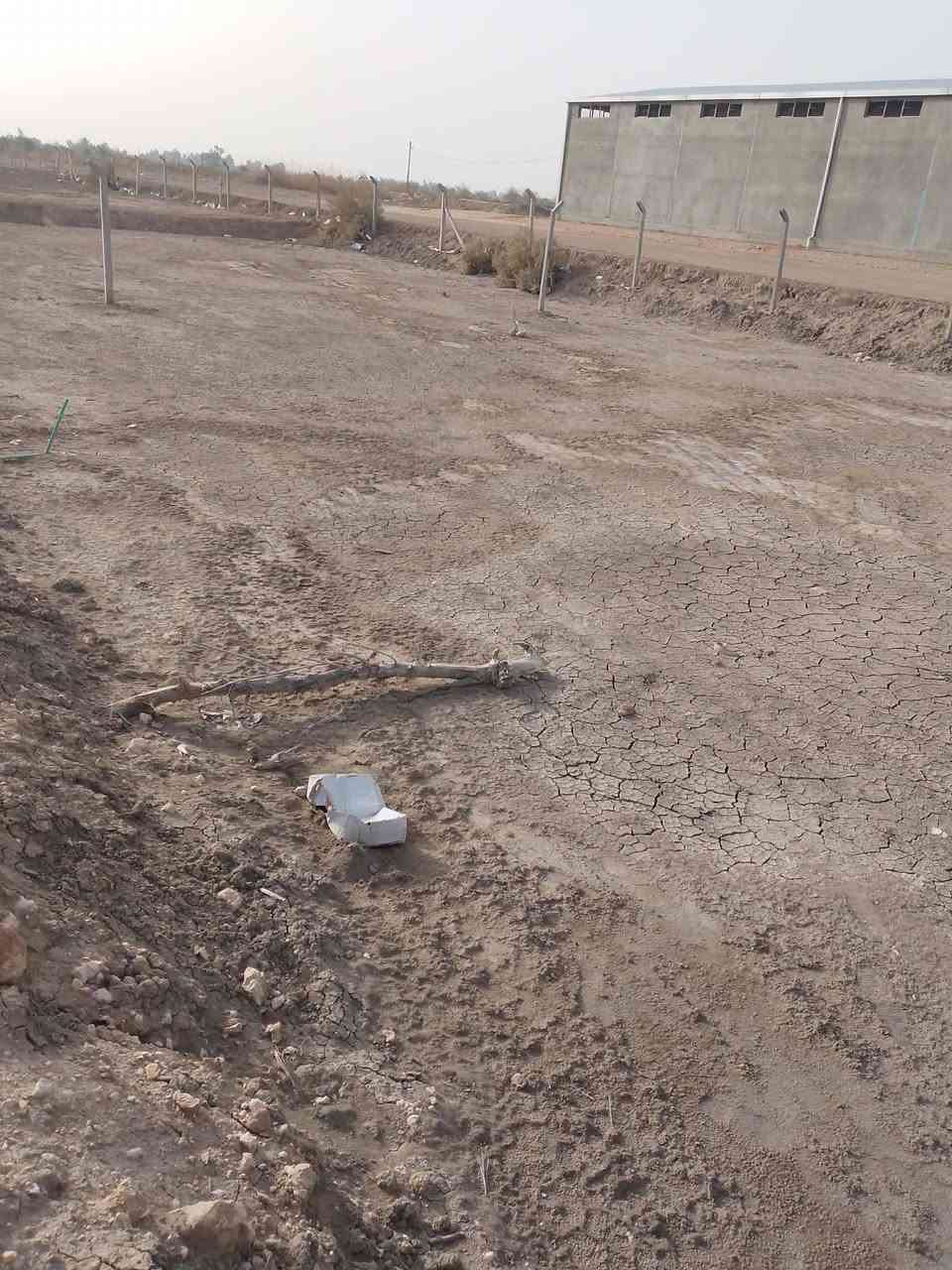 عرصتين طابو زراعي سند 25 المساحه كل وحده ٣٠٠ متر الموقع المجمع السكني النموذجي مقابل  مطعم واثق
تبعد عن الشارع العام ٥٠  متر السعر لاتصال على الرقم 
***********
