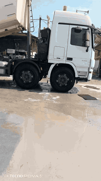 اكتروز قاطره ومقطوره رقم اربيل باسمي مربوطه مكفوله كفاله عامه راس وعربانه كير كهربائي حجم 44 بيع راس وعربانه موديل 11بموديله ***********مكانه كربلاء المقدسة
