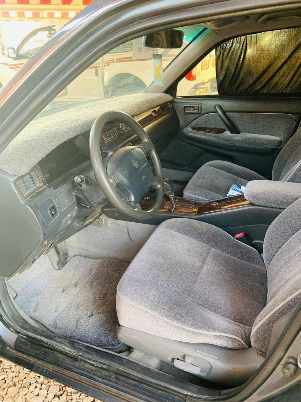 السلام عليكم مرخصت الدمن رمضان كريم عيوني راس الثور تكم كفاله من الكصه ولنقل والضربه به صبغ جاملغات الوره السياره جديده معنه الكلمه تبريد ثلج داخل جديده عنوان كربلا السعر ١٠٠٥ وبيه مجال رقمي *********** الموشراي لايتصل خلي
