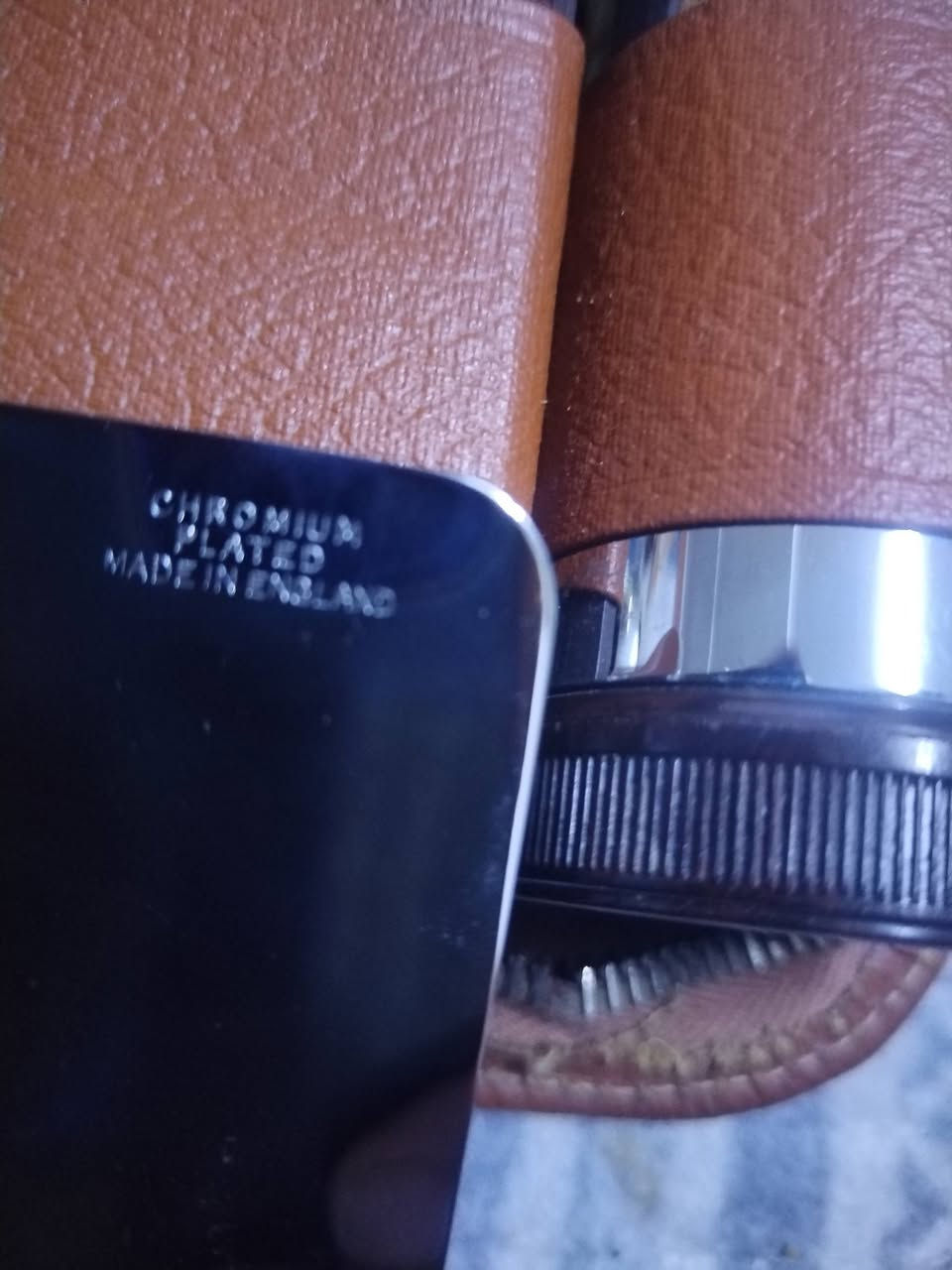 علبة احتياج السفر صنع انكلترا جلد طبيعي تحفه الستينات مرآة غير قابل للكسر مصنوع من الكروم غير مستعمله سعر مراسله خاص غير متواجد بل تعليقات


**إذا كنت صاحب هذا الإعلان وتريد حذفه لأي سبب، رجاءا أرسل رسالة إلى الدعم الفني**