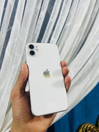 آيفون ١١ • ١٢٨ • حي المهندسين