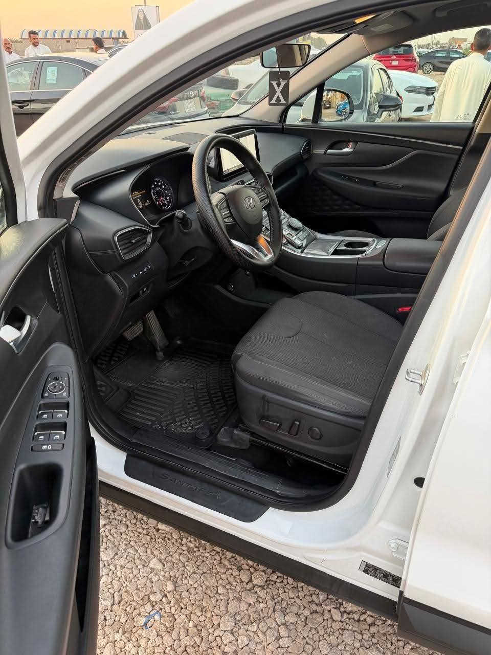 للبيع هونداي سنتافي 
هونداي سنتافي 2023 امريكي
مرقم مثنى 
الضرر تبديل جاملغ وطرف البنيد صبغ
حجم المحرك 2500
السعر215$
المواصفات 
مثبّت سرعة ذكي
نظام المحافظة على المسار
نظام منع التصادم الأمامي
مراقبة النقطة العمياء
حساسات وكاميرا خلفية
تشغيل وإطفاء أوتوماتيكي للضوء العالي
تشغيل عن بعد
لادار امامي وخلفي وجانبي
تنبيه مغادرة المسار
وسائد هوائية متعددة
نظام مراقبة حركة المرور الخلفي
شحن لاسلكي
وباقي المواصفات العديد 

للاستفسار الأتصال
***********وتساب 
*********** وتساب
