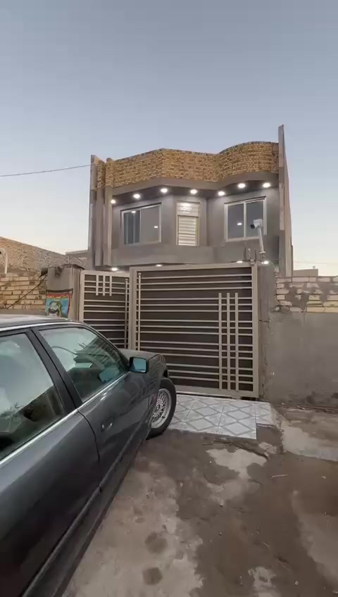 بيت بناء حديث للبيع السعر 190 مليون بالبكرلي الاولى نهاية شارع مخبز ليمونه المساحه 280 متر طابقين تبليط ومجاري سند 25 طابو زراعي تحويل مباشر باسم المشتري للاستفسار ***********
